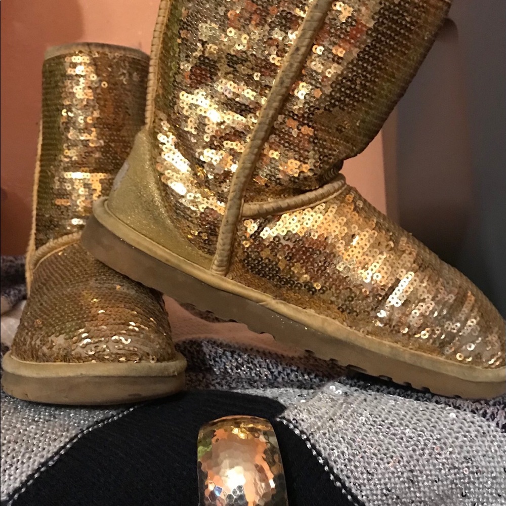 Gold Sequin UGG Boots!